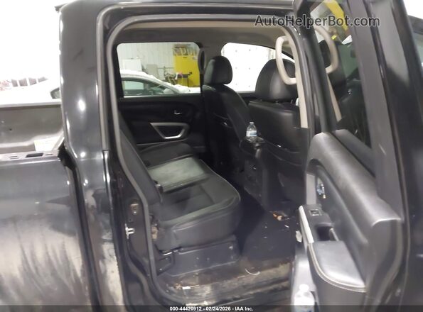1N6BA1F41HN514893 2017 NISSAN TITAN XD Black Vista de la etiqueta del VIN