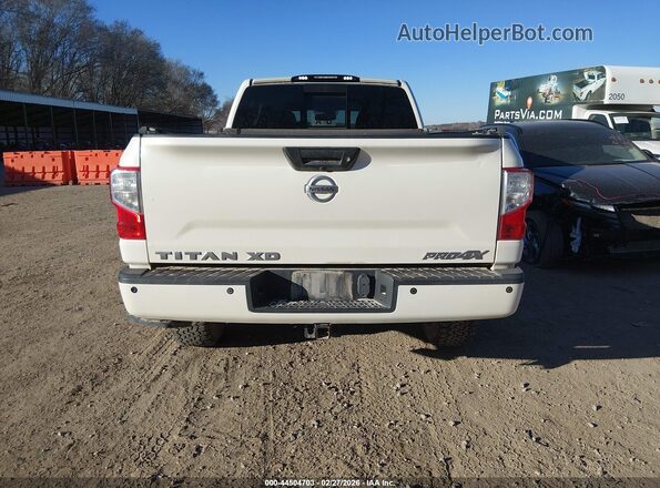 1N6BA1F47JN521286 2018 NISSAN TITAN XD White 