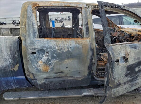 1N6BA1F49GN505583 2016 NISSAN TITAN Синий Вид задних сидений