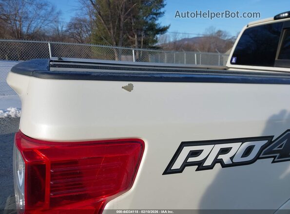1N6BA1F49HN550296 2017 NISSAN TITAN XD White 