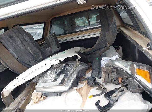 1N6BA1F49JN520186 2018 NISSAN TITAN XD White Widok zestawu wskaźników
