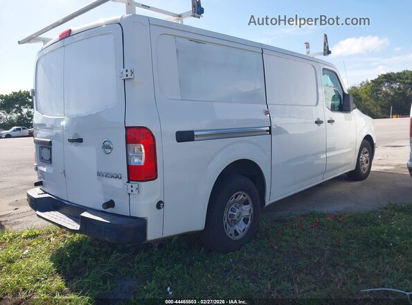 1N6BF0KY2HN807724 2017 NISSAN NV CARGO NV2500 HD Белый Задняя правая четверть
