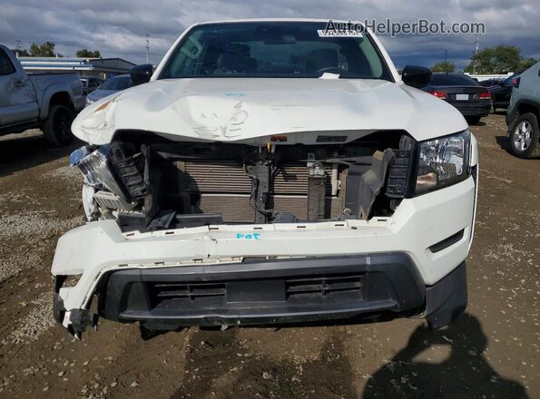 1N6ED1CL7NN652630 2022 NISSAN FRONTIER Белый Вид спереди