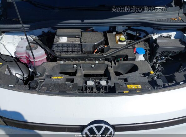 1V25MPE81RC008927 2024 VOLKSWAGEN ID.4 White Rear view