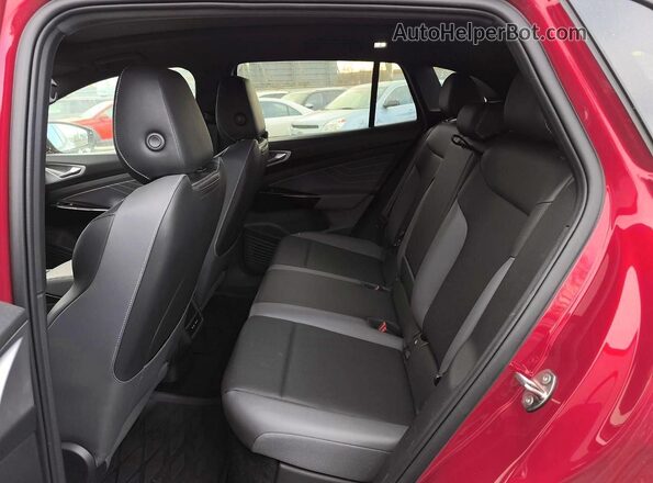 1V25MPE82PC020940 2023 VOLKSWAGEN ID.4 Red უკანა სალონის ხედი