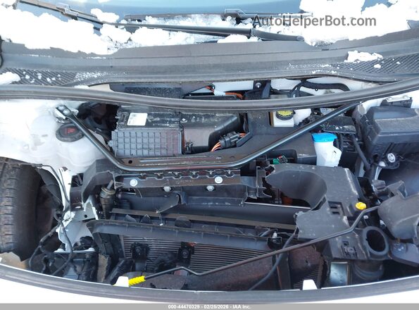 1V2BMPE84RC008598 2024 VOLKSWAGEN ID.4 White Rear view