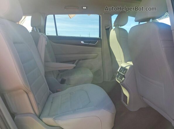 1V2BR2CA0SC535358 2025 VOLKSWAGEN ATLAS Green Widok wnętrza z tyłu