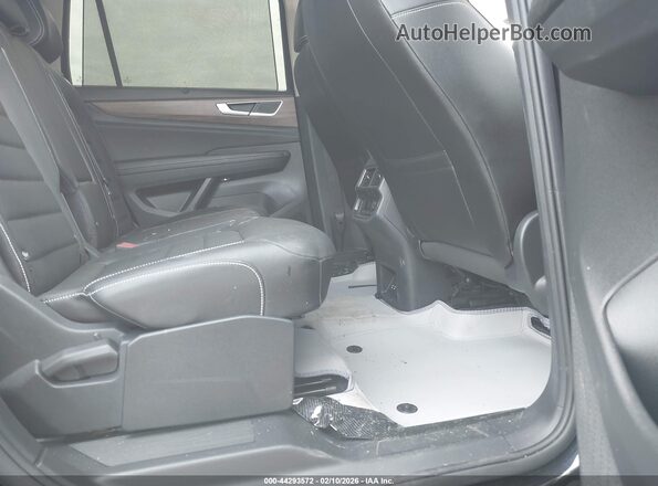 1V2BR2CA5SC500329 2025 VOLKSWAGEN ATLAS Black Widok naklejki z numerem VIN