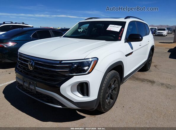1V2CR2CA1SC538208 2025 VOLKSWAGEN ATLAS Белый Передняя левая четверть