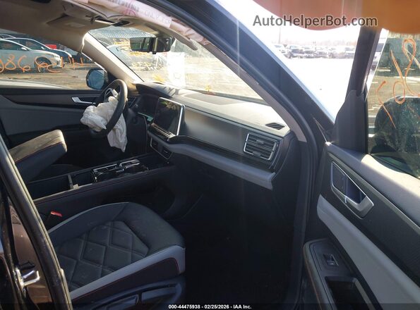 1V2CR2CA2SC573114 2025 VOLKSWAGEN ATLAS Black Front interior view