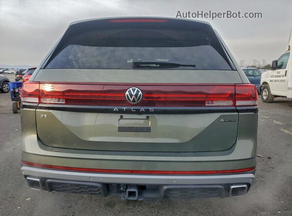 1V2CR2CA4SC513951 2025 VOLKSWAGEN ATLAS Green Հետևի տեսք