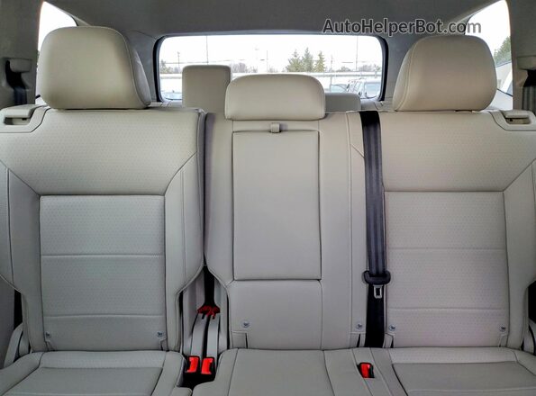 1V2DP2CA1PC513472 2023 VOLKSWAGEN ATLAS White Rear seats view