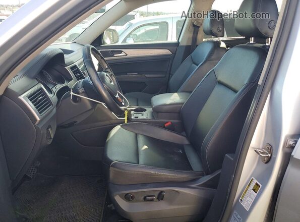 1V2DR2CA2KC572310 2019 VOLKSWAGEN ATLAS Silver 