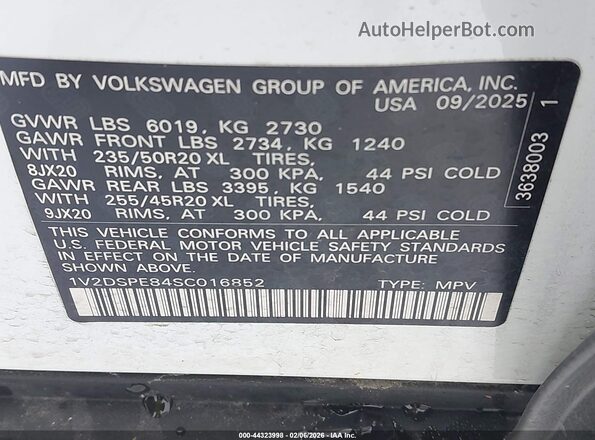 1V2DSPE84SC016852 2025 VOLKSWAGEN ID.4 White Engine compartment view