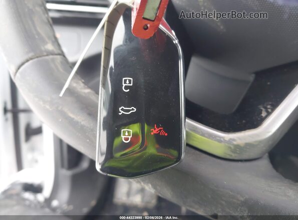 1V2DSPE84SC016852 2025 VOLKSWAGEN ID.4 White Dashboard view