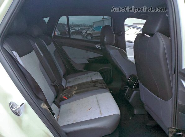 1V2DSPE89RC010880 2024 VOLKSWAGEN ID.4 White Widok wnętrza z tyłu
