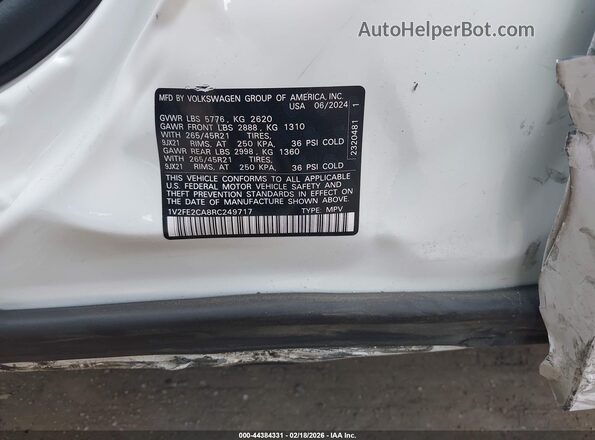 1V2FE2CA8RC249717 2024 VOLKSWAGEN ATLAS White 
