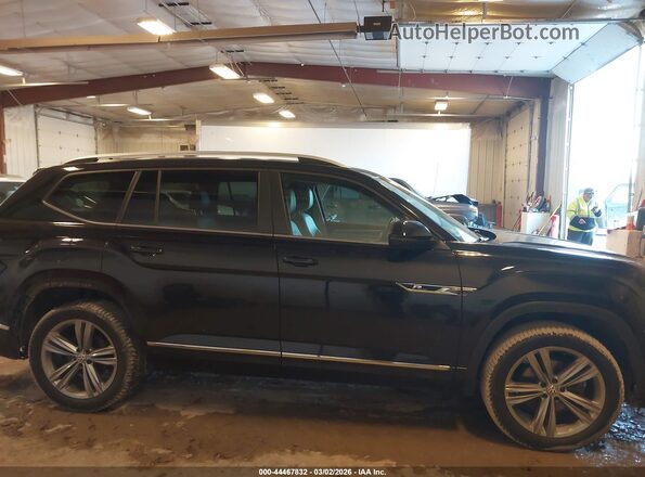 1V2RR2CA9JC580070 2018 VOLKSWAGEN ATLAS Черный Вид задней части салона