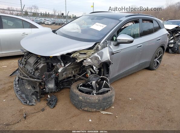 1V2WNPE81PC032756 2023 VOLKSWAGEN ID.4 Silver Առջևի ձախ երեք քառորդ տեսարան