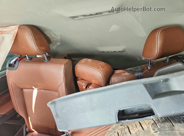 1V2WR2CA9PC552359 2023 VOLKSWAGEN ATLAS White Vista de los asientos traseros