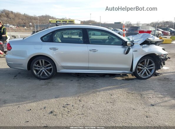 1VWAA7A34JC019036 2018 VOLKSWAGEN PASSAT Silver 