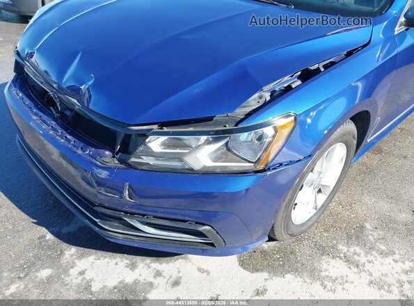 1VWAT7A30GC038217 2016 VOLKSWAGEN PASSAT Blue 
