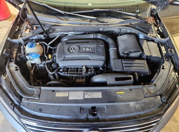1VWBT7A35GC025841 2016 VOLKSWAGEN PASSAT Gray Vista interior trasera
