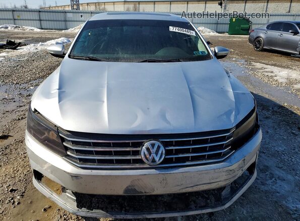 1VWBT7A3XGC010140 2016 VOLKSWAGEN PASSAT Silver Widok z przodu