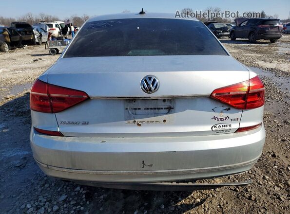 1VWBT7A3XGC010140 2016 VOLKSWAGEN PASSAT Silver Widok z tyłu