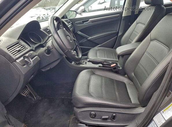 1VWDT7A37HC059239 2017 VOLKSWAGEN PASSAT Gray წინა სალონის ხედი