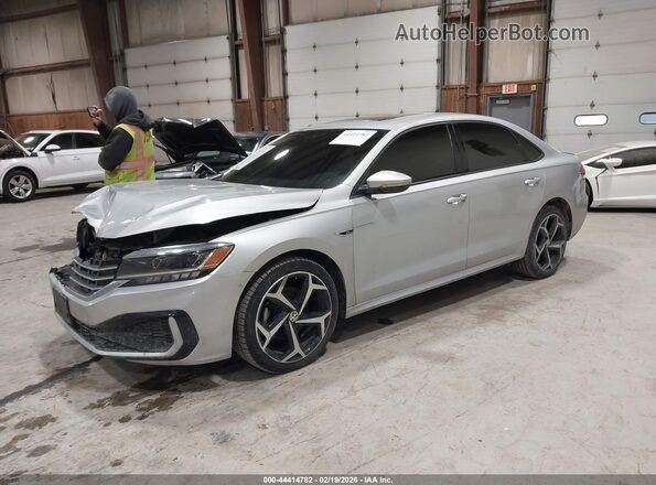 1VWMA7A36MC013630 2021 VOLKSWAGEN PASSAT Серебряный Передняя левая четверть