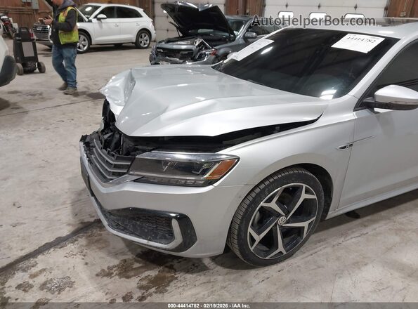 1VWMA7A36MC013630 2021 VOLKSWAGEN PASSAT Серебряный 