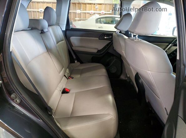 JF2SJAVCXGH495626 2016 SUBARU FORESTER 2.5I TO Gray Rear interior view