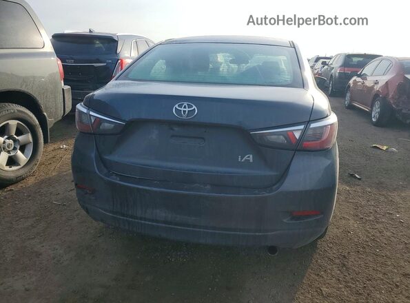 3MYDLBYV2JY323382 2018 TOYOTA YARIS Gray 