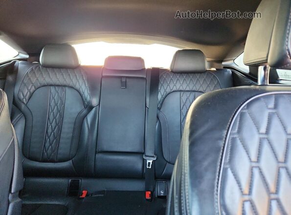 5UXCY8C05L9B07238 2020 BMW X6 Blue Vista interior trasera