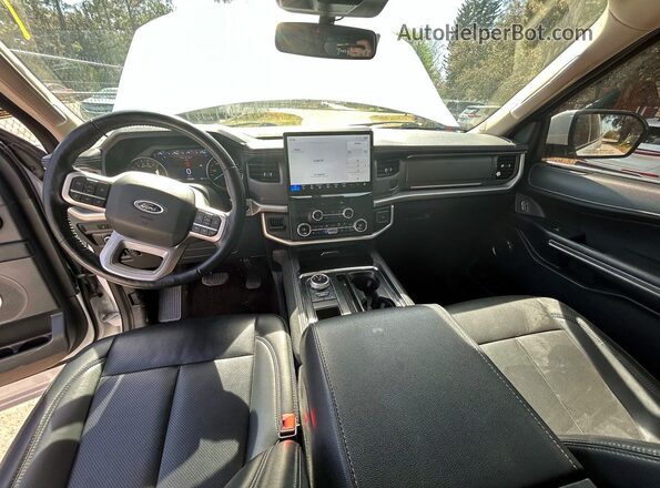1FMJU1HT9NEA65951 2022 FORD EXPEDITION White Widok tylnych siedzeń