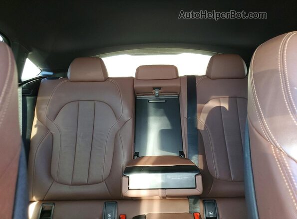 5UXCY6C08L9C89294 2020 BMW X6 Green Rear interior view