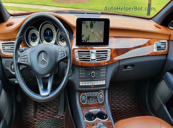 WDDLJ6FB2GA160705 2016 MERCEDES-BENZ CLS-CLASS Красный Вид задних сидений
