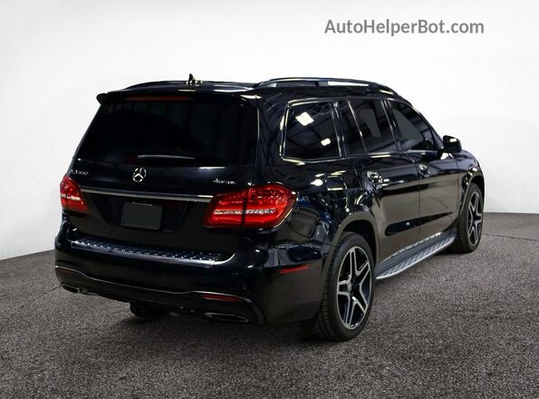4JGDF7DE5HA817819 2017 MERCEDES-BENZ GLS Черный Вид спереди