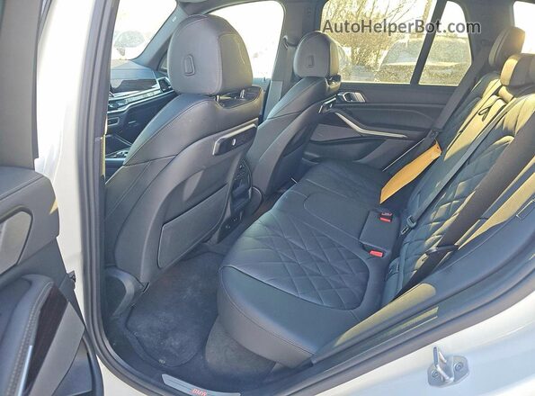 5UX23EU06T9081706 2026 BMW X5 Белый 