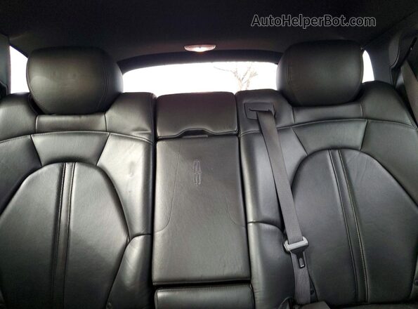 2LMHJ5NK8GBL00806 2016 LINCOLN MKT Black 