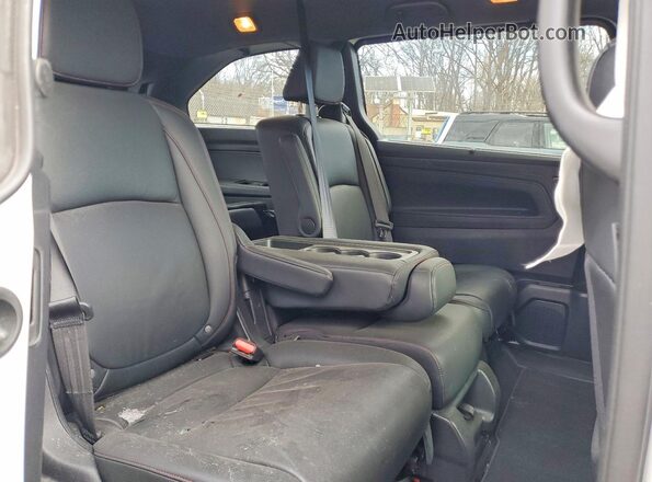 5FNRL6H78SB052080 2025 HONDA ODYSSEY White Vista interior trasera