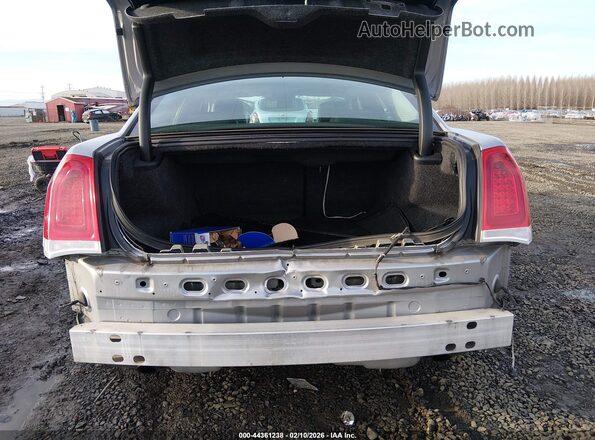 2C3CCAAG0GH229746 2016 CHRYSLER 300 Серебряный Вид спереди