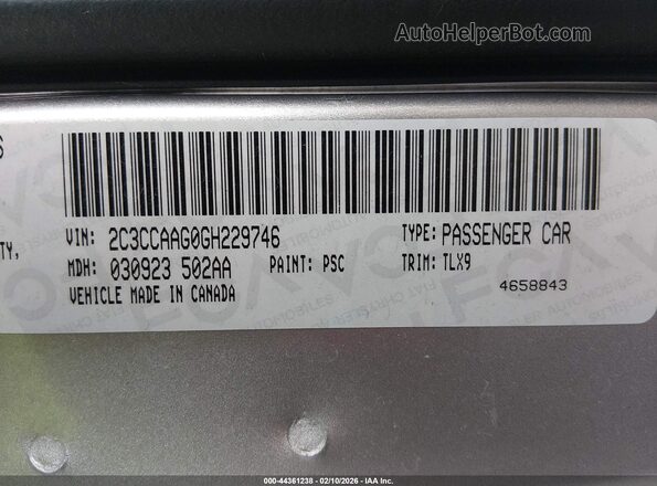 2C3CCAAG0GH229746 2016 CHRYSLER 300 Серебряный Вид подкапотного пространства