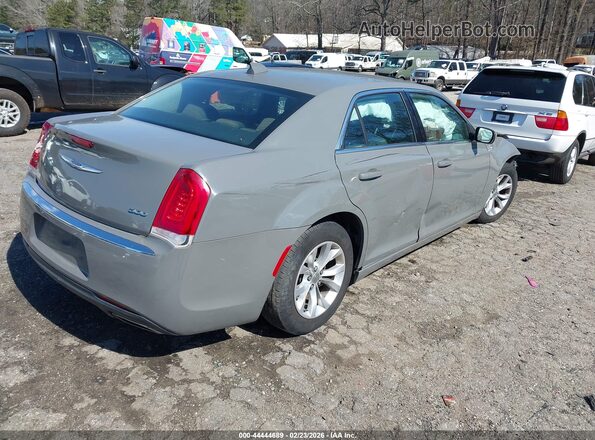 2C3CCAAG3JH320369 2018 CHRYSLER 300 Gray Tył prawy