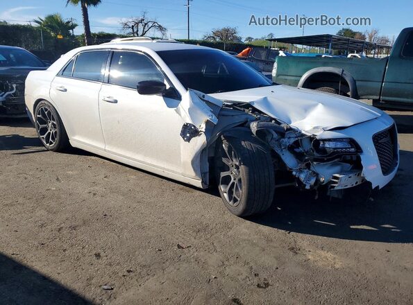 2C3CCAAG3KH581020 2019 CHRYSLER 300 Белый 