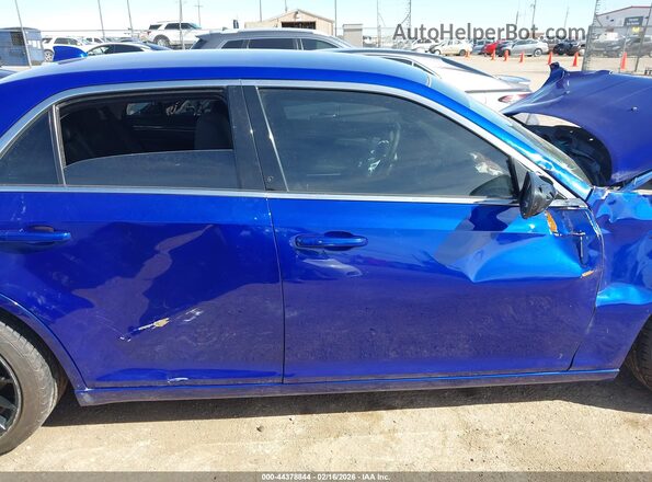 2C3CCAAG3KH610144 2019 CHRYSLER 300 Синий Вид задней части салона