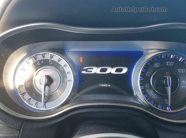 2C3CCAAG3KH654483 2019 CHRYSLER 300 Серебряный 
