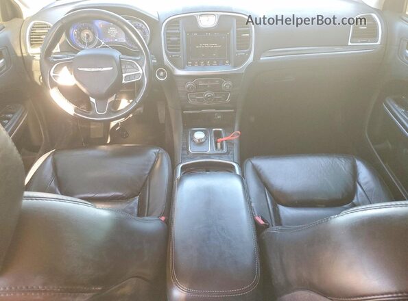 2C3CCAAG3KH654483 2019 CHRYSLER 300 Серебряный 