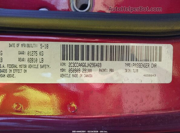 2C3CCAAG6JH296469 2018 CHRYSLER 300 Burgundy ძრავის განყოფილების ხედი